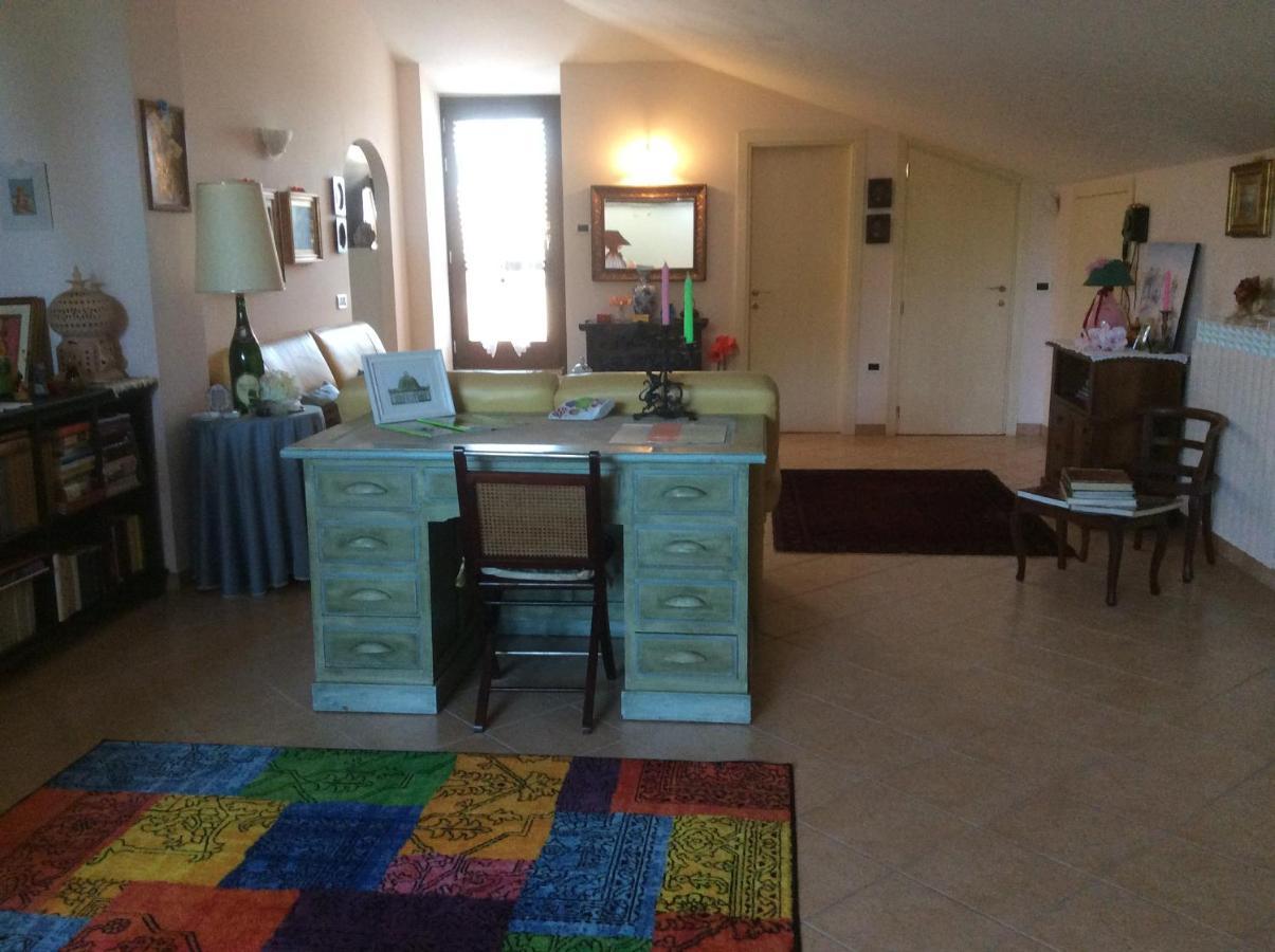 B&B Mikigio Mondavio Εξωτερικό φωτογραφία
